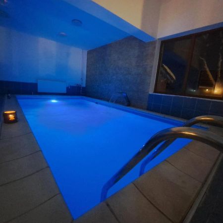 Pensiunea Montan Din Bran,Sat Simon Spa Indoor Μπραν Εξωτερικό φωτογραφία