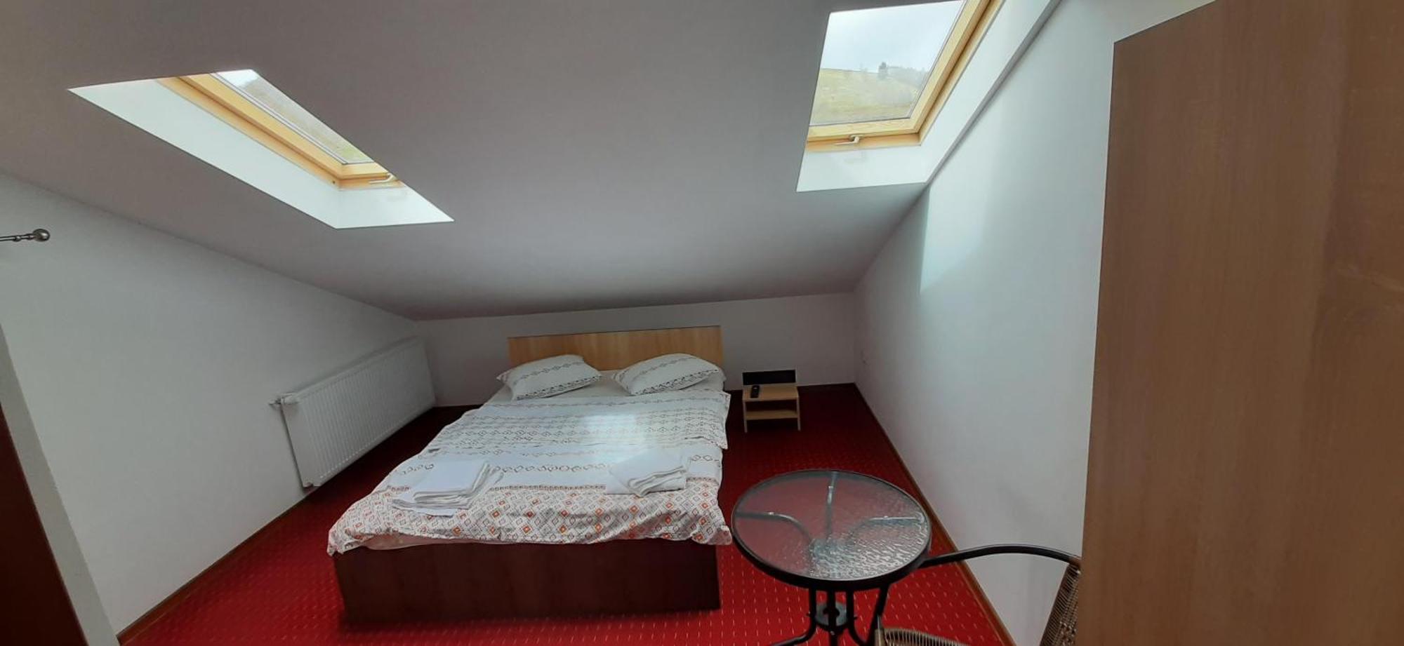 Pensiunea Montan Din Bran,Sat Simon Spa Indoor Μπραν Δωμάτιο φωτογραφία